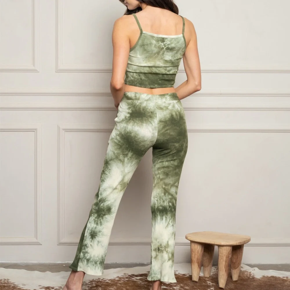 Tie Dye 2 piece set top & bottom - Picture 2 of 7